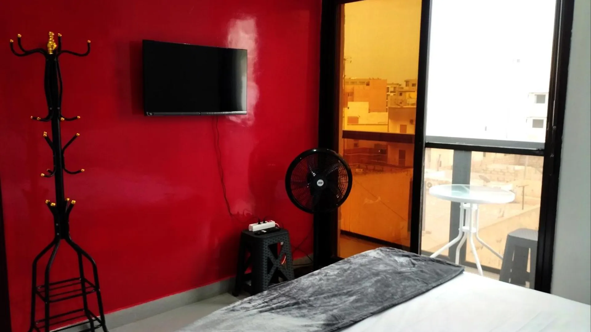 Belle Petite Chambre Calme A Ngor, Dakar Apartment